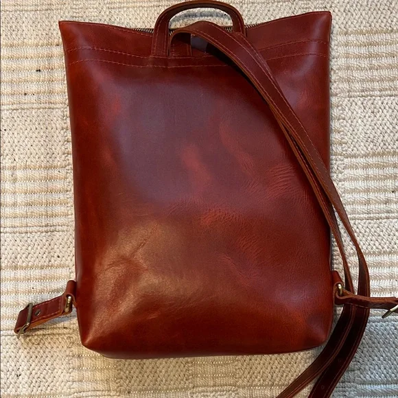 Beautiful Rosso Portland Leather Goods Laptop Backpack - Picture 8 of 9
